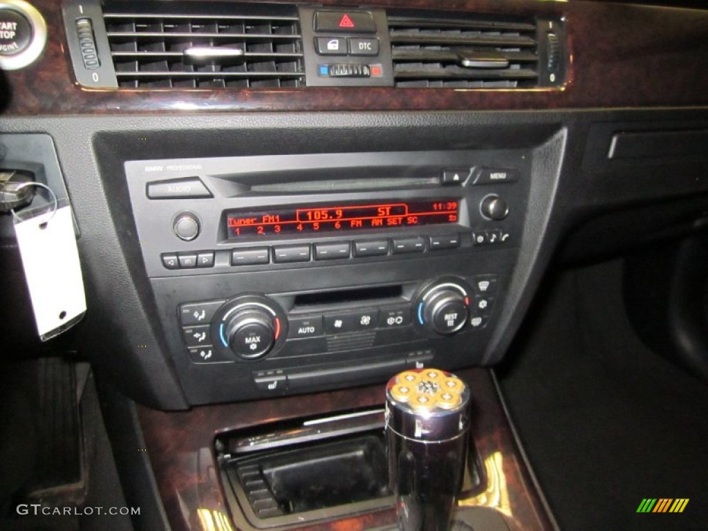 2007 3 Series 328i Sedan - Arctic Metallic / Black photo #16