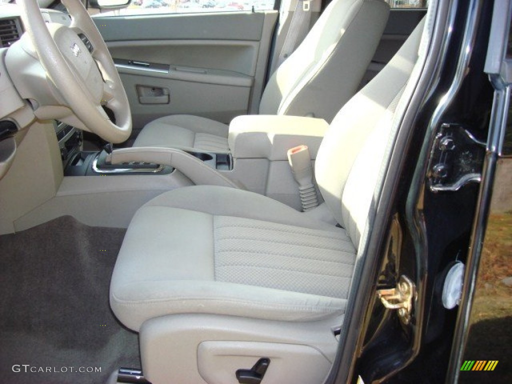 2006 Grand Cherokee Laredo - Black / Medium Slate Gray photo #7