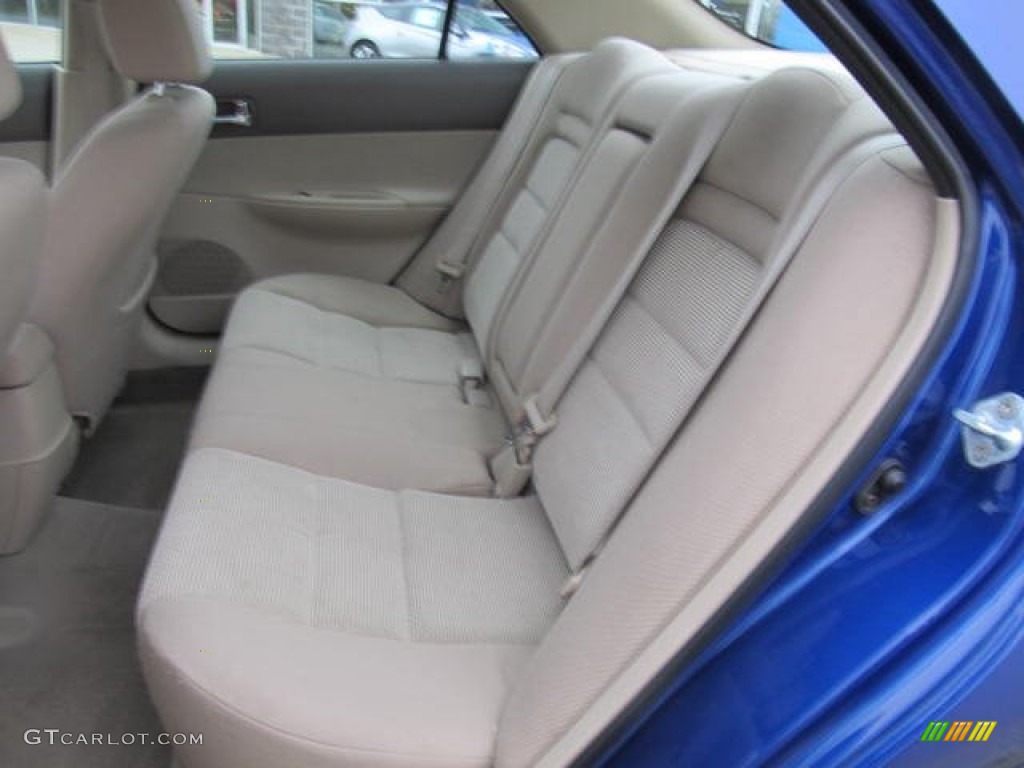 Beige Interior 2004 Mazda MAZDA6 i Sedan Photo #58277339