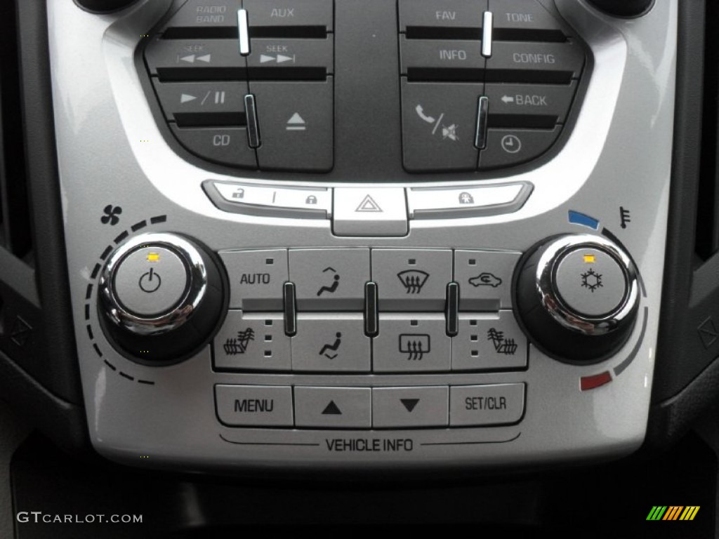 2010 Chevrolet Equinox LTZ Controls Photo #58278983