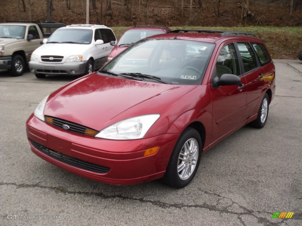 2002 Focus SE Wagon - Sangria Red Metallic / Medium Parchment photo #3