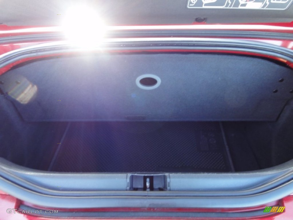 2005 Chrysler Crossfire Limited Roadster Trunk Photo #58283192