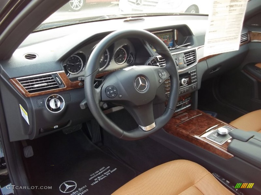 2011 Mercedes-Benz E 550 4Matic Sedan Dashboard Photos