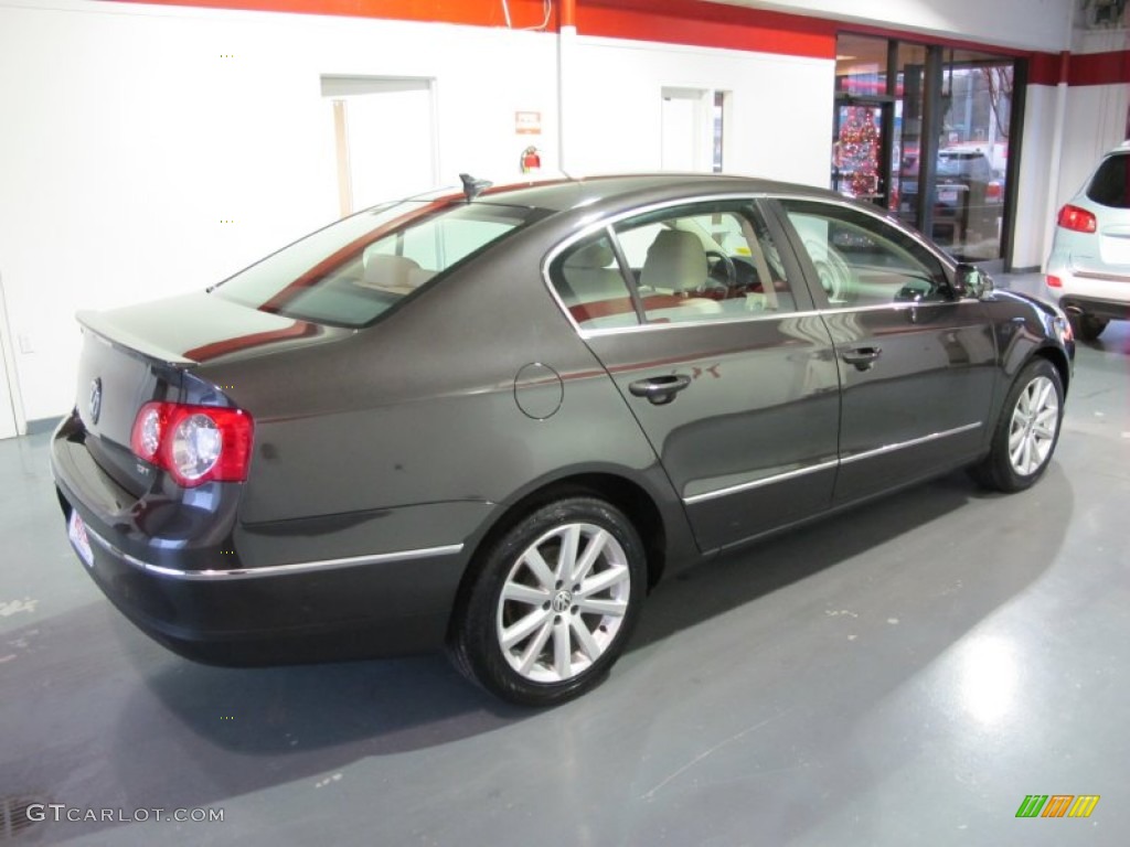 2010 Passat Komfort Sedan - Mocha Anthracite Metallic / Cornsilk Beige photo #4