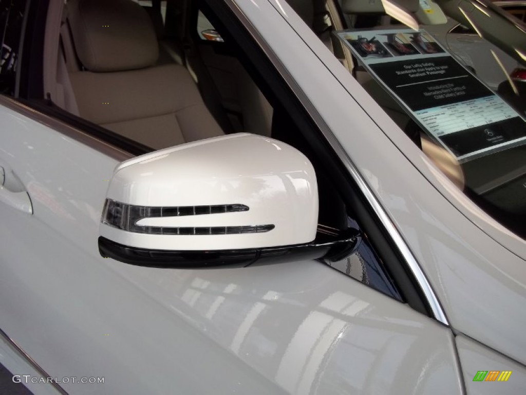 2011 E 350 4Matic Wagon - Arctic White / Almond/Mocha photo #3