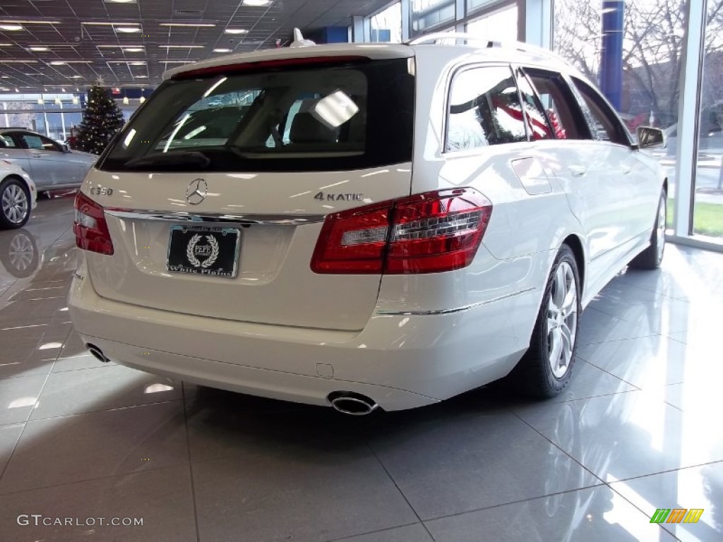 2011 E 350 4Matic Wagon - Arctic White / Almond/Mocha photo #4