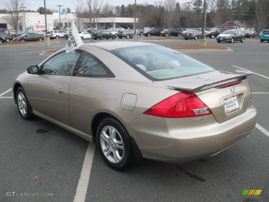 2007 Accord EX Coupe - Desert Mist Metallic / Ivory photo #2