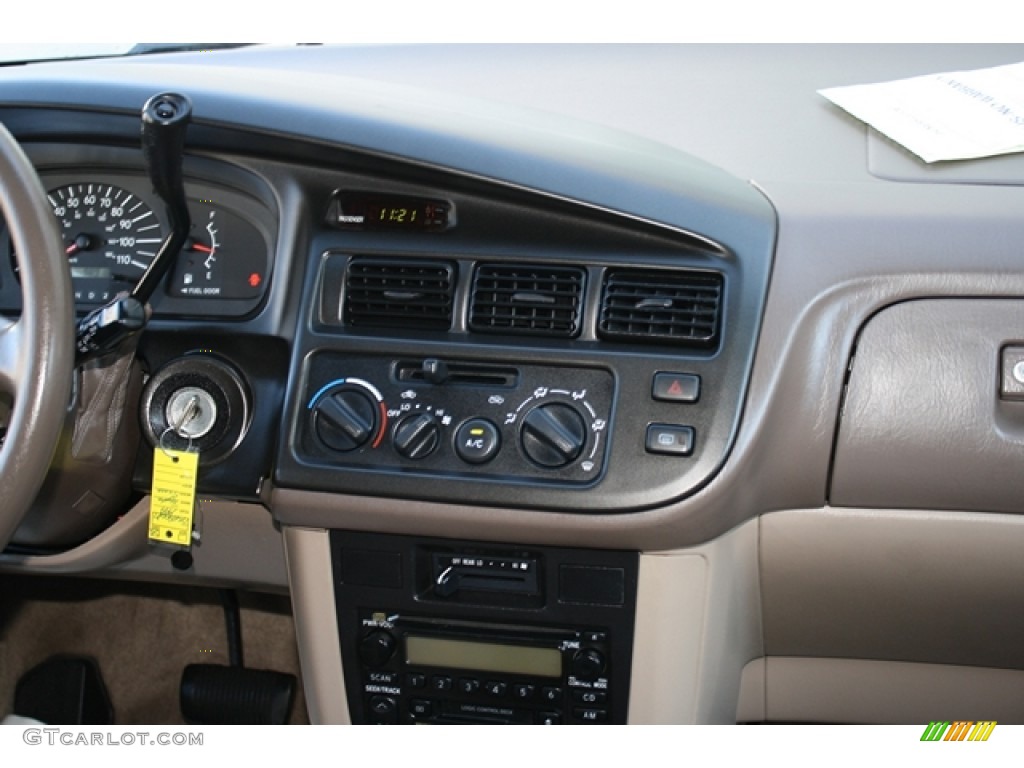 1999 Sienna CE - Sable Pearl / Oak Beige photo #16