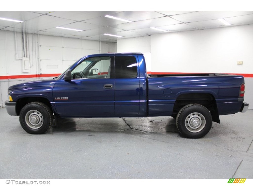 2001 Ram 2500 ST Quad Cab - Patriot Blue Pearl / Mist Gray photo #16