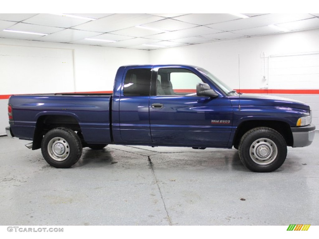 2001 Ram 2500 ST Quad Cab - Patriot Blue Pearl / Mist Gray photo #32