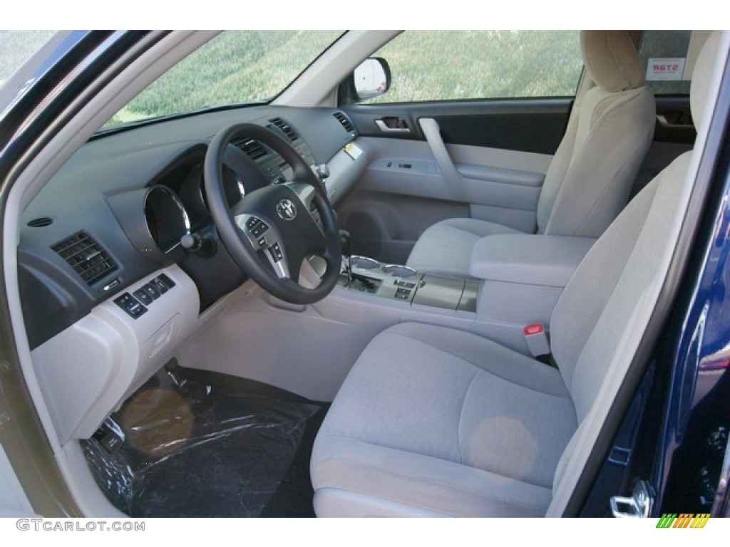 Ash Interior 2012 Toyota Highlander V6 4WD Photo #58292018