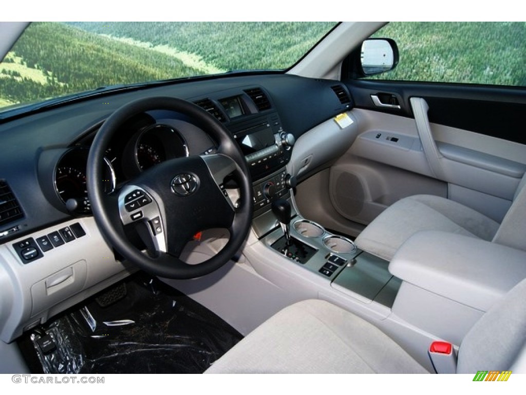 Ash Interior 2012 Toyota Highlander V6 4WD Photo #58292027