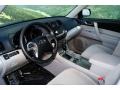 Ash Interior Photo for 2012 Toyota Highlander #58292027