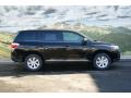 Black - Highlander V6 4WD Photo No. 2