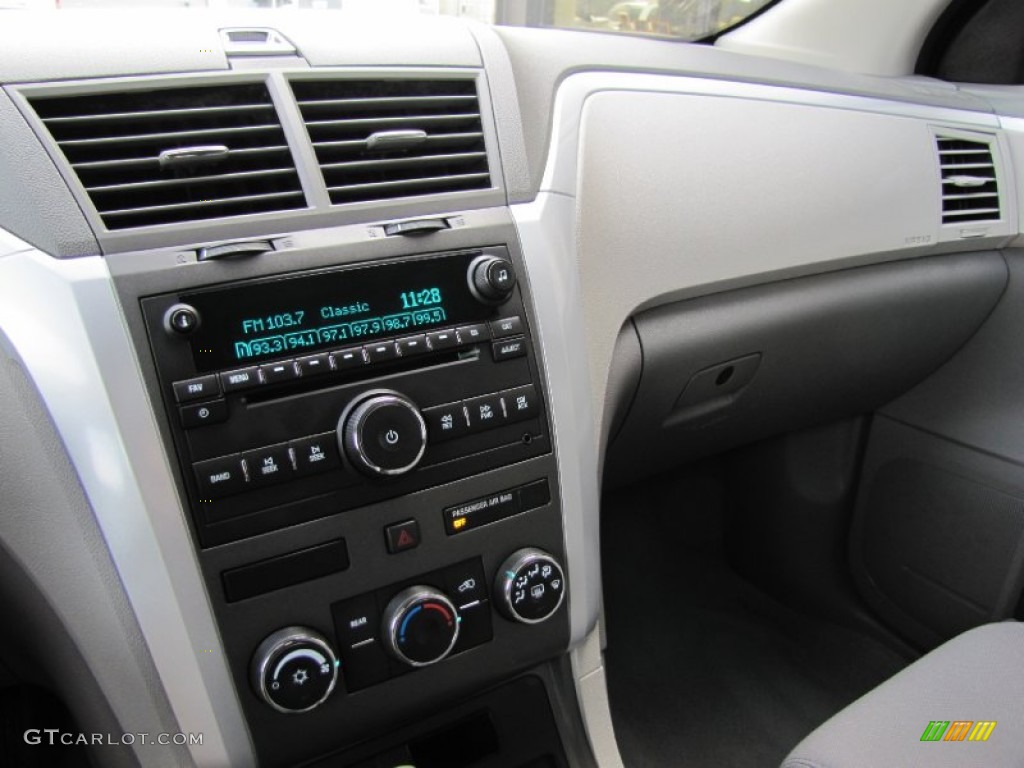 2010 Traverse LS AWD - Dark Cherry Metallic / Dark Gray/Light Gray photo #15