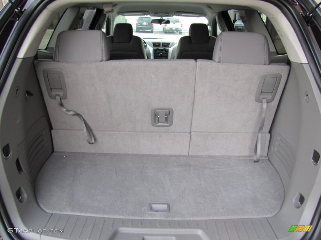 2010 Chevrolet Traverse LS AWD Trunk Photos