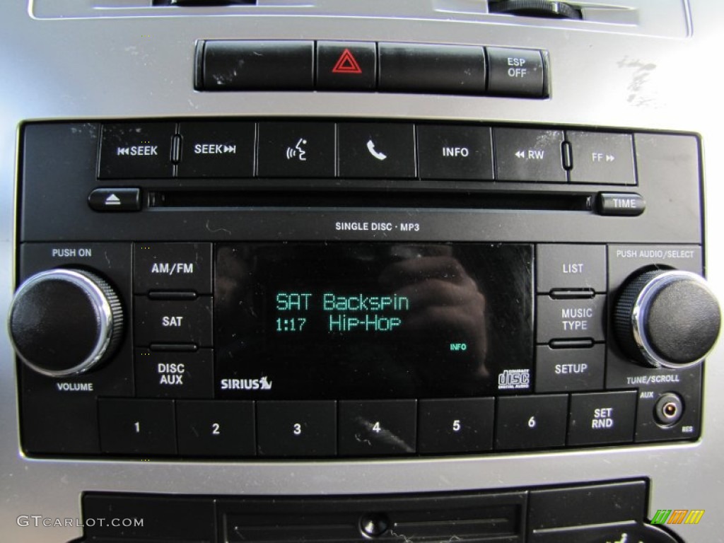 2010 Dodge Charger SXT AWD Audio System Photo #58294970