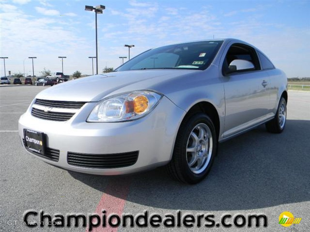 Ultra Silver Metallic Chevrolet Cobalt