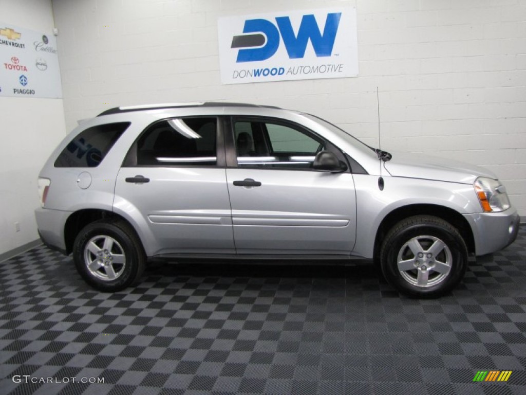 2005 Equinox LS AWD - Galaxy Silver Metallic / Light Gray photo #5
