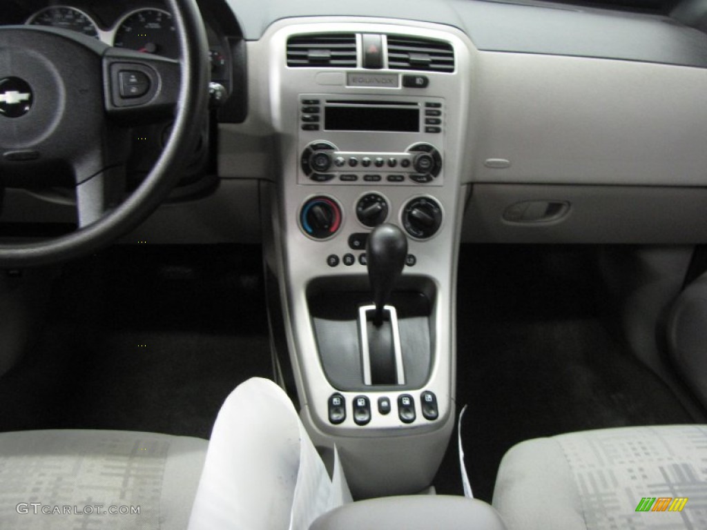 2005 Equinox LS AWD - Galaxy Silver Metallic / Light Gray photo #9