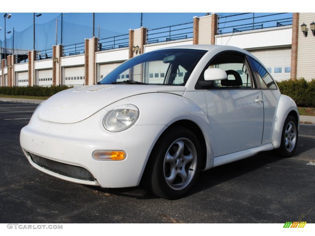 Cool White 1998 Volkswagen New Beetle 2.0 Coupe Exterior Photo #58301111