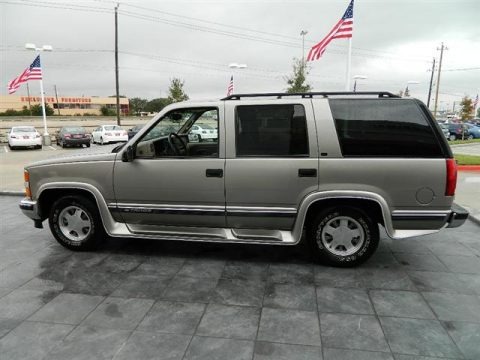 1999 Chevrolet Tahoe  Data, Info and Specs