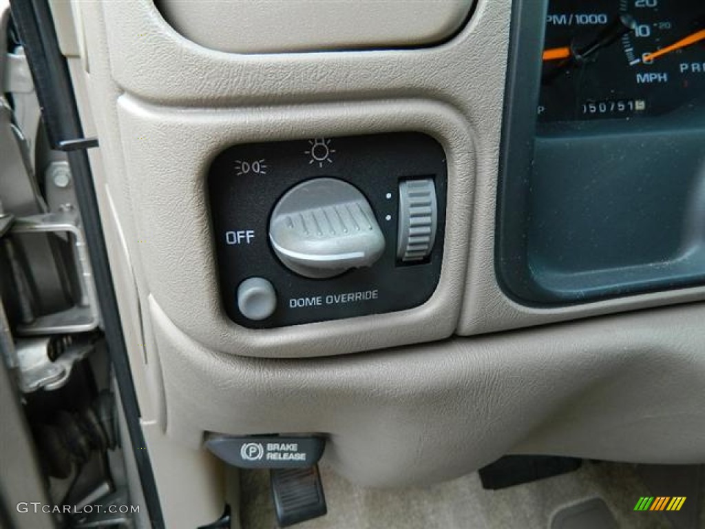 1999 Tahoe  - Light Pewter Metallic / Neutral photo #18