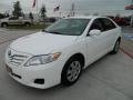 Super White - Camry LE Photo No. 7
