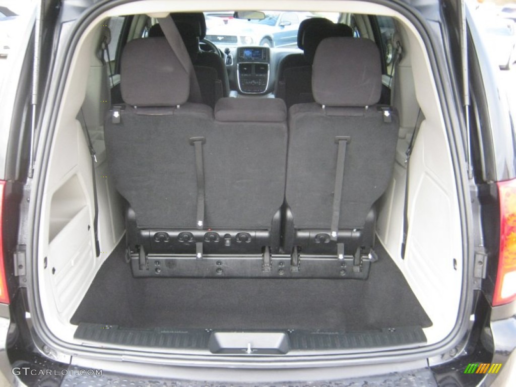 2011 Grand Caravan Crew - Brilliant Black Crystal Pearl / Black/Light Graystone photo #18