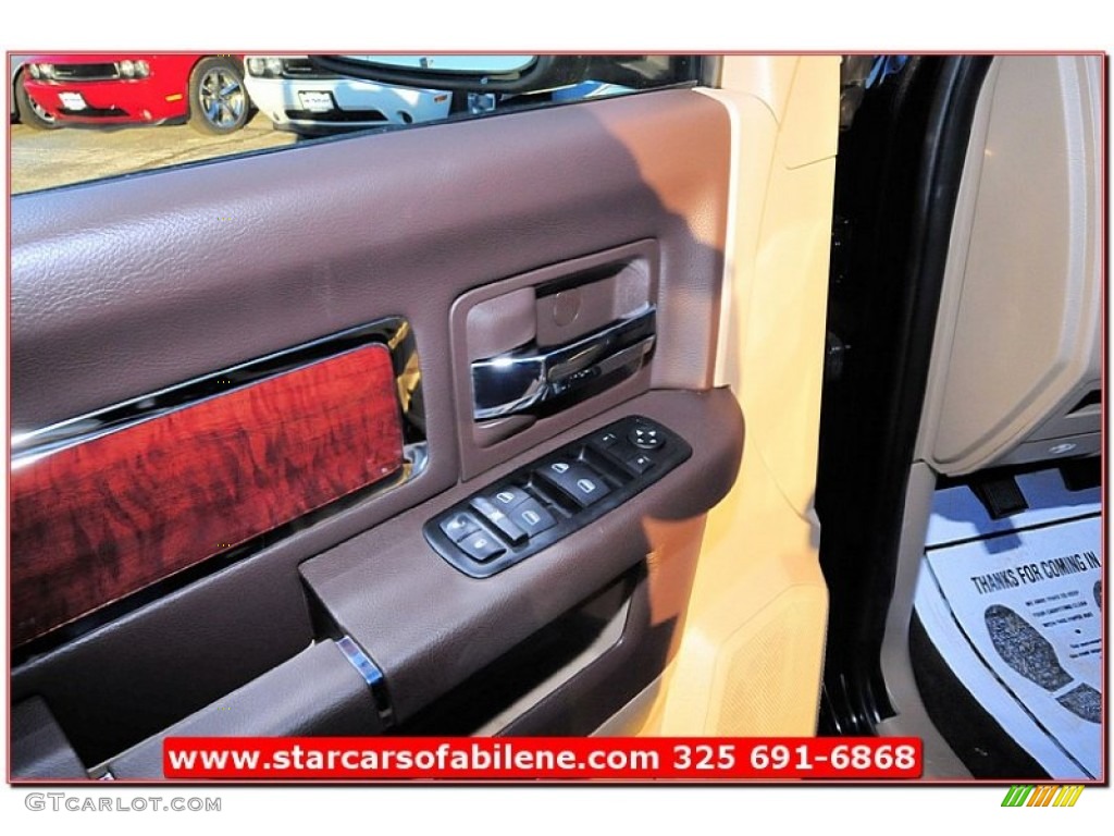 2009 Ram 1500 Laramie Crew Cab - Brilliant Black Crystal Pearl / Light Pebble Beige/Bark Brown photo #15