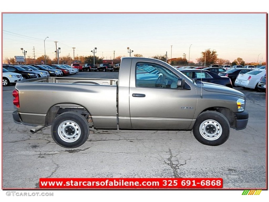2008 Ram 1500 SXT Regular Cab - Light Khaki Metallic / Khaki photo #7