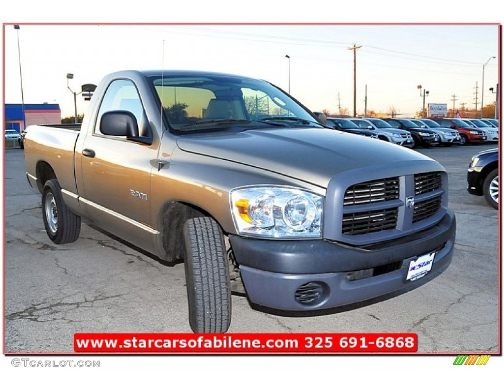 2008 Ram 1500 SXT Regular Cab - Light Khaki Metallic / Khaki photo #8