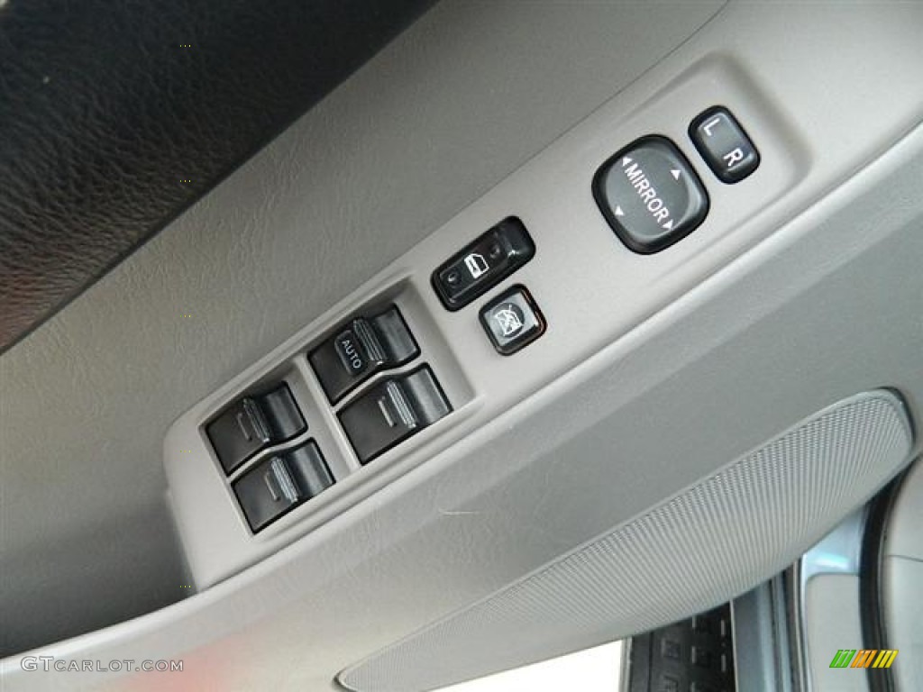 2004 4Runner SR5 - Galactic Gray Mica / Stone photo #18