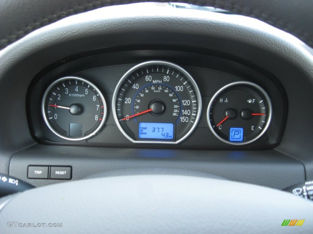2012 Hyundai Veracruz Limited AWD Gauges Photos