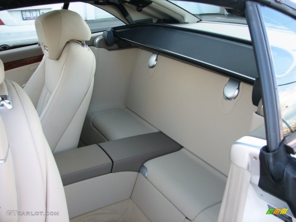 Stone Interior 2011 Mercedes-Benz SL 550 Roadster Photo #58324056