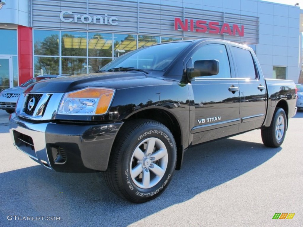 2009 Titan SE Crew Cab - Galaxy Black / Charcoal photo #1