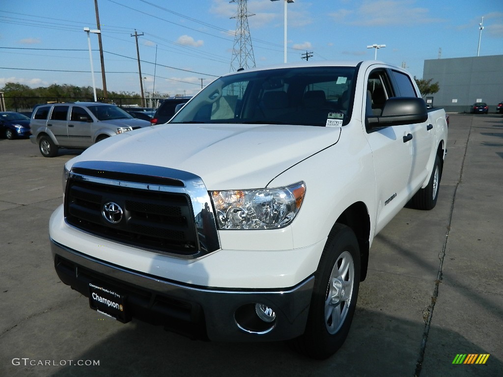 2012 Tundra CrewMax - Super White / Graphite photo #1