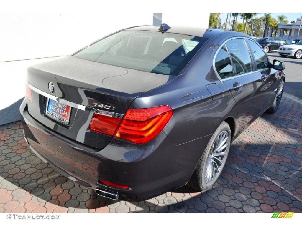 2012 7 Series 740i Sedan - Dark Graphite Metallic / Black photo #3