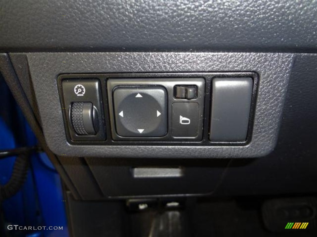 2008 Versa 1.8 S Hatchback - Sapphire Blue / Charcoal photo #20