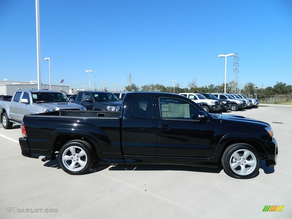 2012 Tacoma X-Runner - Black / Graphite photo #2