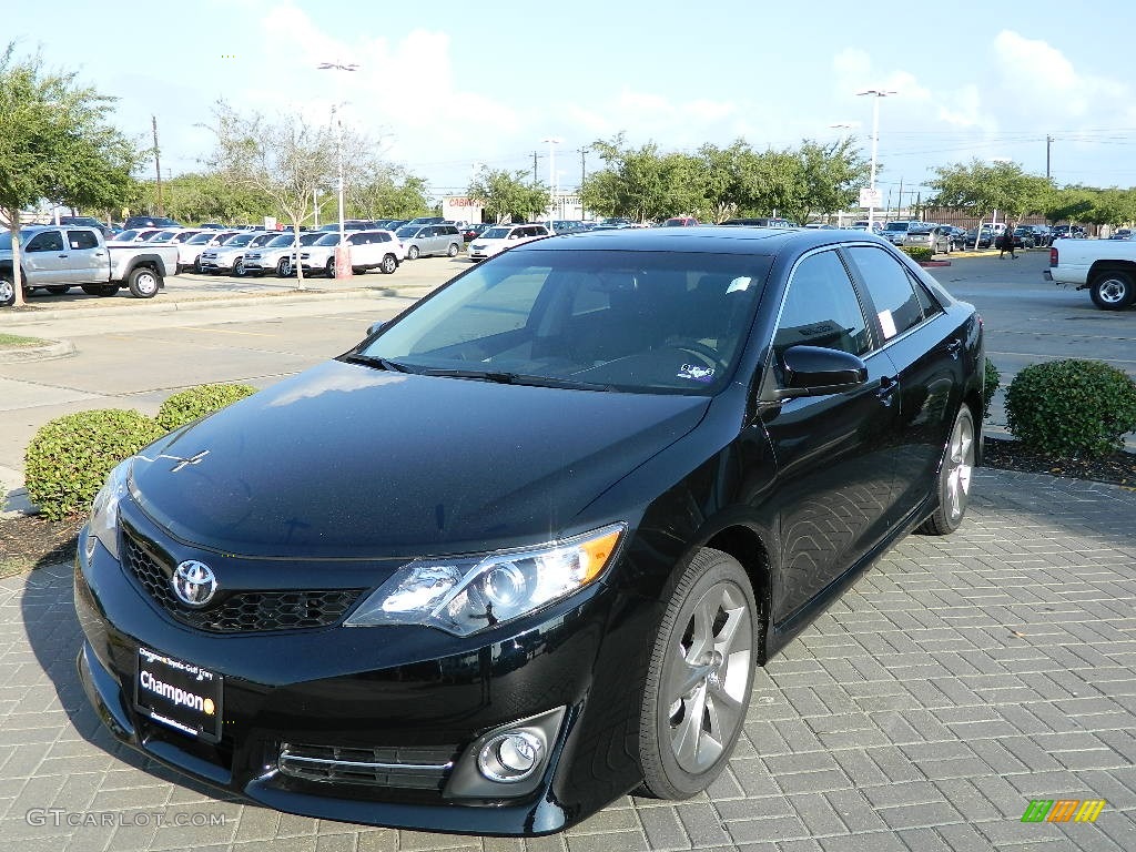 2012 Camry SE V6 - Attitude Black Metallic / Black/Ash photo #3