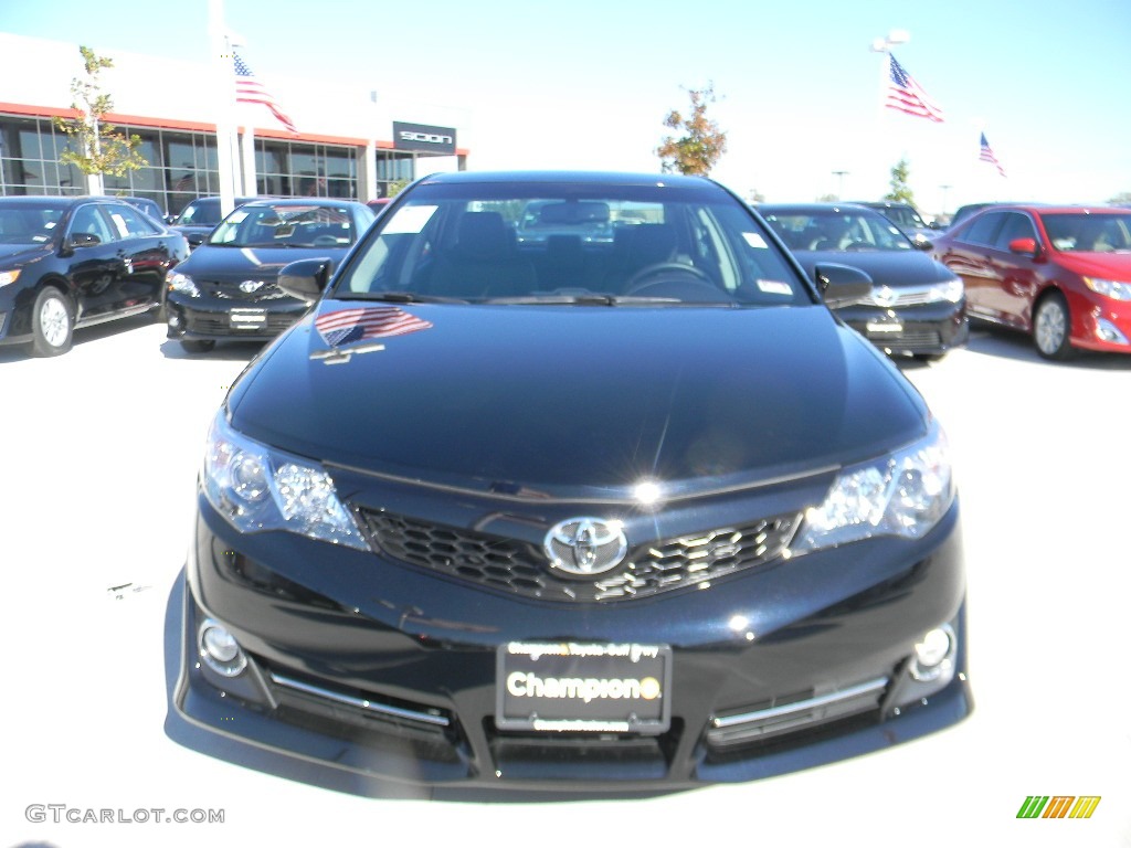 2012 Camry SE - Attitude Black Metallic / Black photo #2