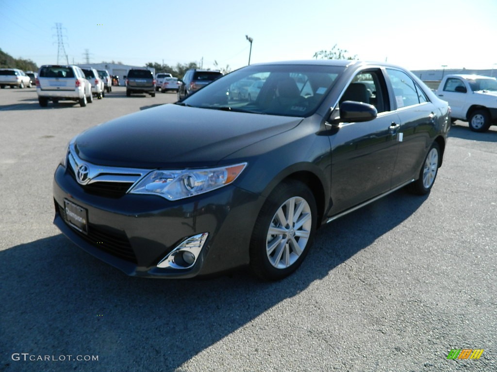 2012 Camry XLE V6 - Magnetic Gray Metallic / Ash photo #7