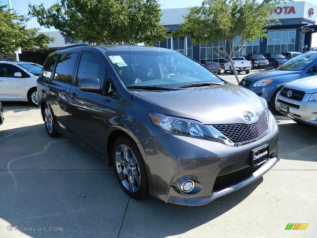 2012 Sienna SE - Predawn Gray Mica / Dark Charcoal photo #3