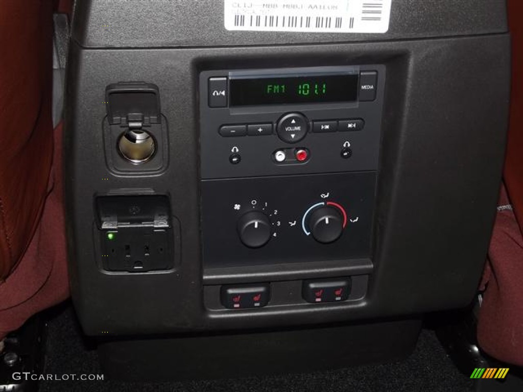 2012 Ford Expedition EL King Ranch Controls Photo #58341544