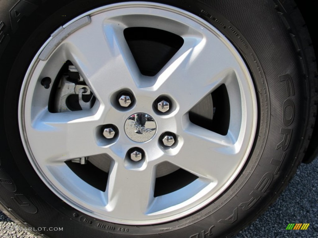 2011 Jeep Grand Cherokee Laredo X Package Wheel Photo #58344722