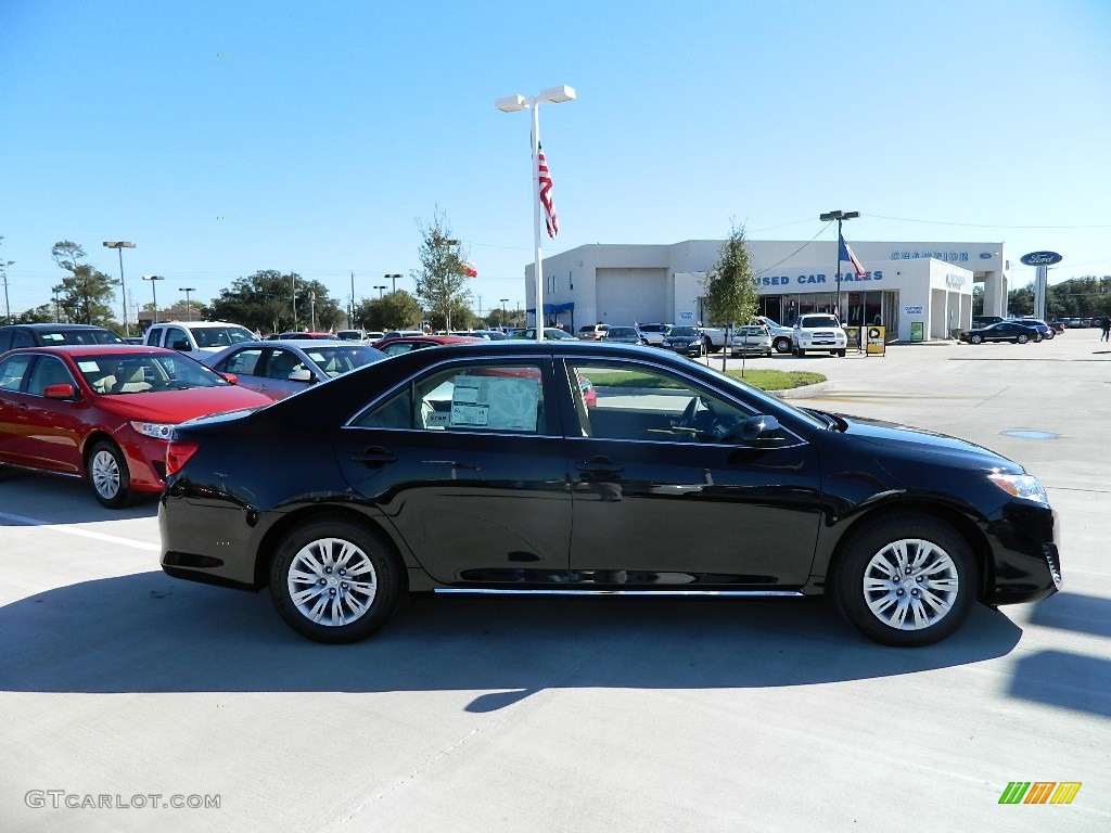 2012 Camry LE - Attitude Black Metallic / Ivory photo #4