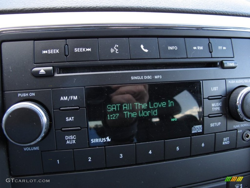 2011 Jeep Grand Cherokee Laredo X Package Audio System Photo #58344828