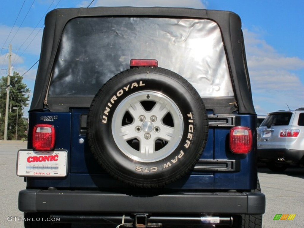 2004 Wrangler Unlimited 4x4 - Patriot Blue Pearl / Dark Slate Gray photo #6