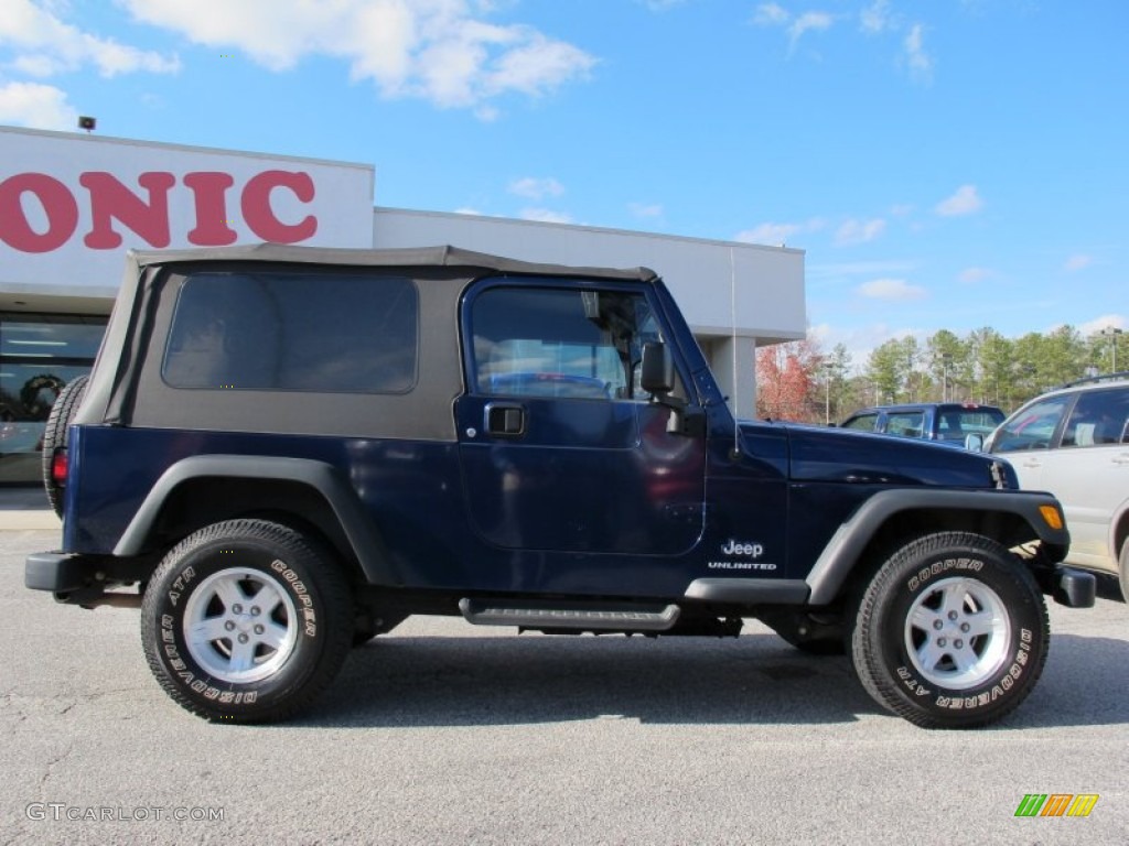 2004 Wrangler Unlimited 4x4 - Patriot Blue Pearl / Dark Slate Gray photo #8